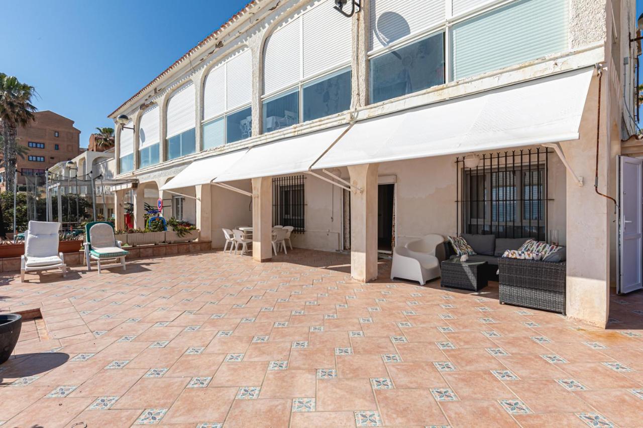 Beachfront Bliss: Apartamento A Pie De Playa Alicante Ngoại thất bức ảnh