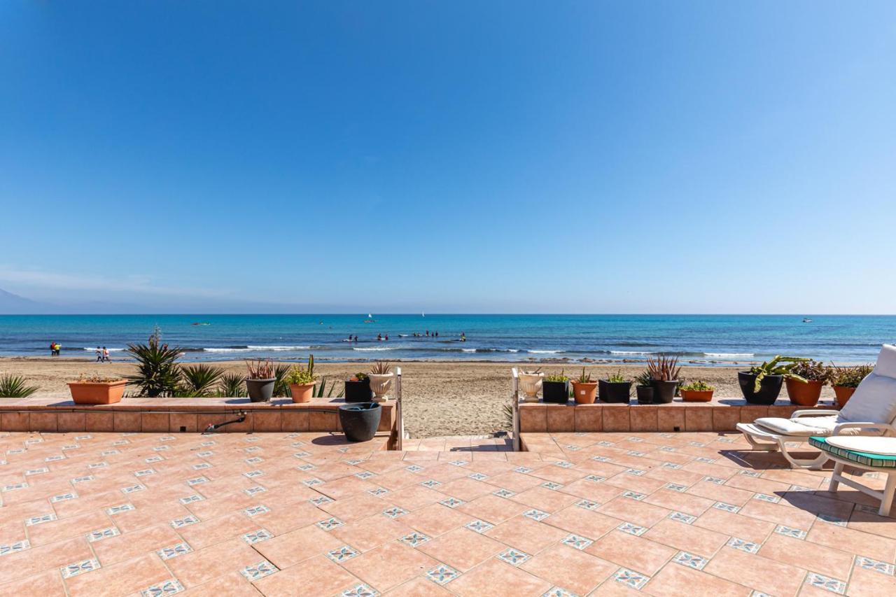 Beachfront Bliss: Apartamento A Pie De Playa Alicante Ngoại thất bức ảnh