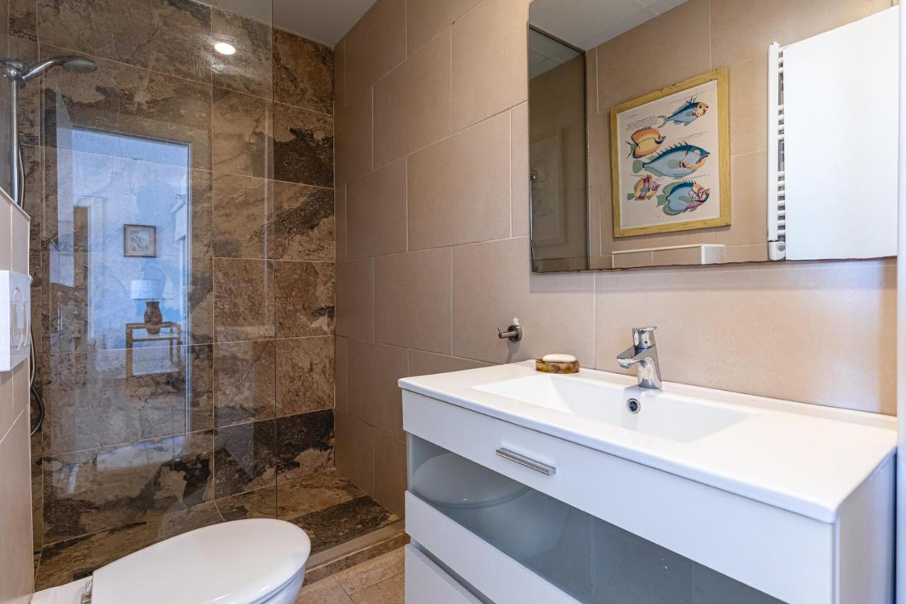 Beachfront Bliss: Apartamento A Pie De Playa Alicante Ngoại thất bức ảnh