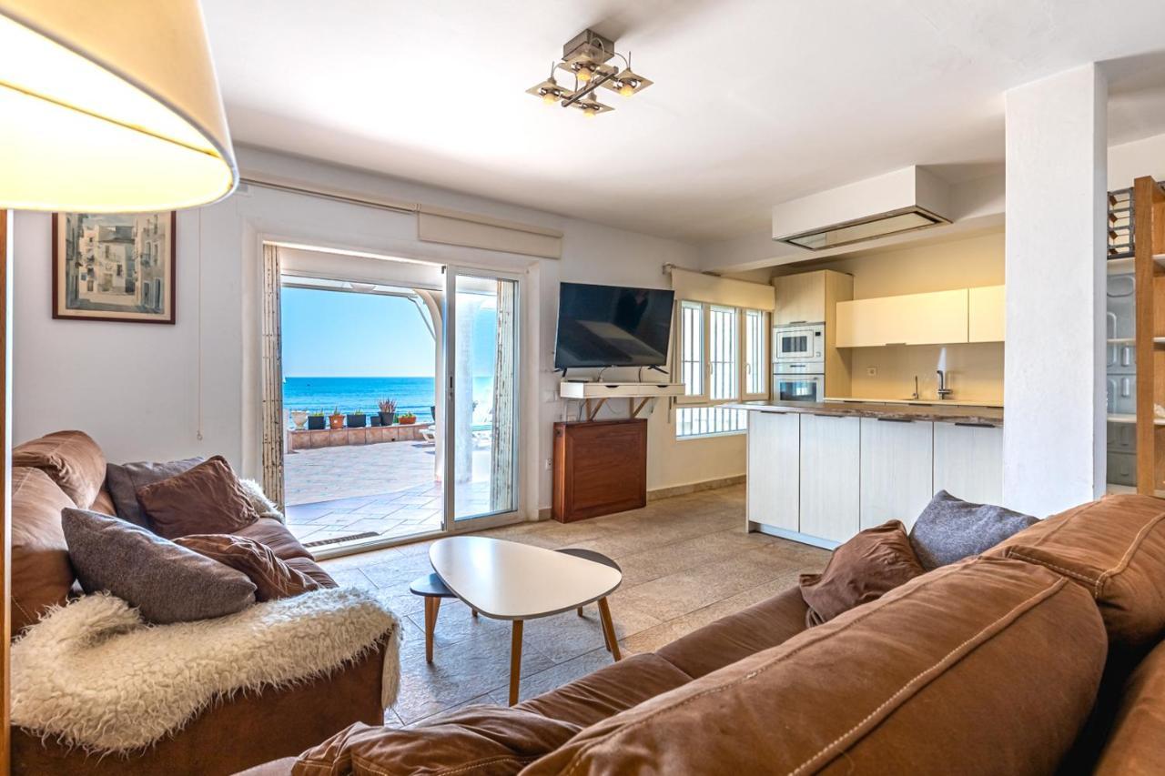 Beachfront Bliss: Apartamento A Pie De Playa Alicante Ngoại thất bức ảnh