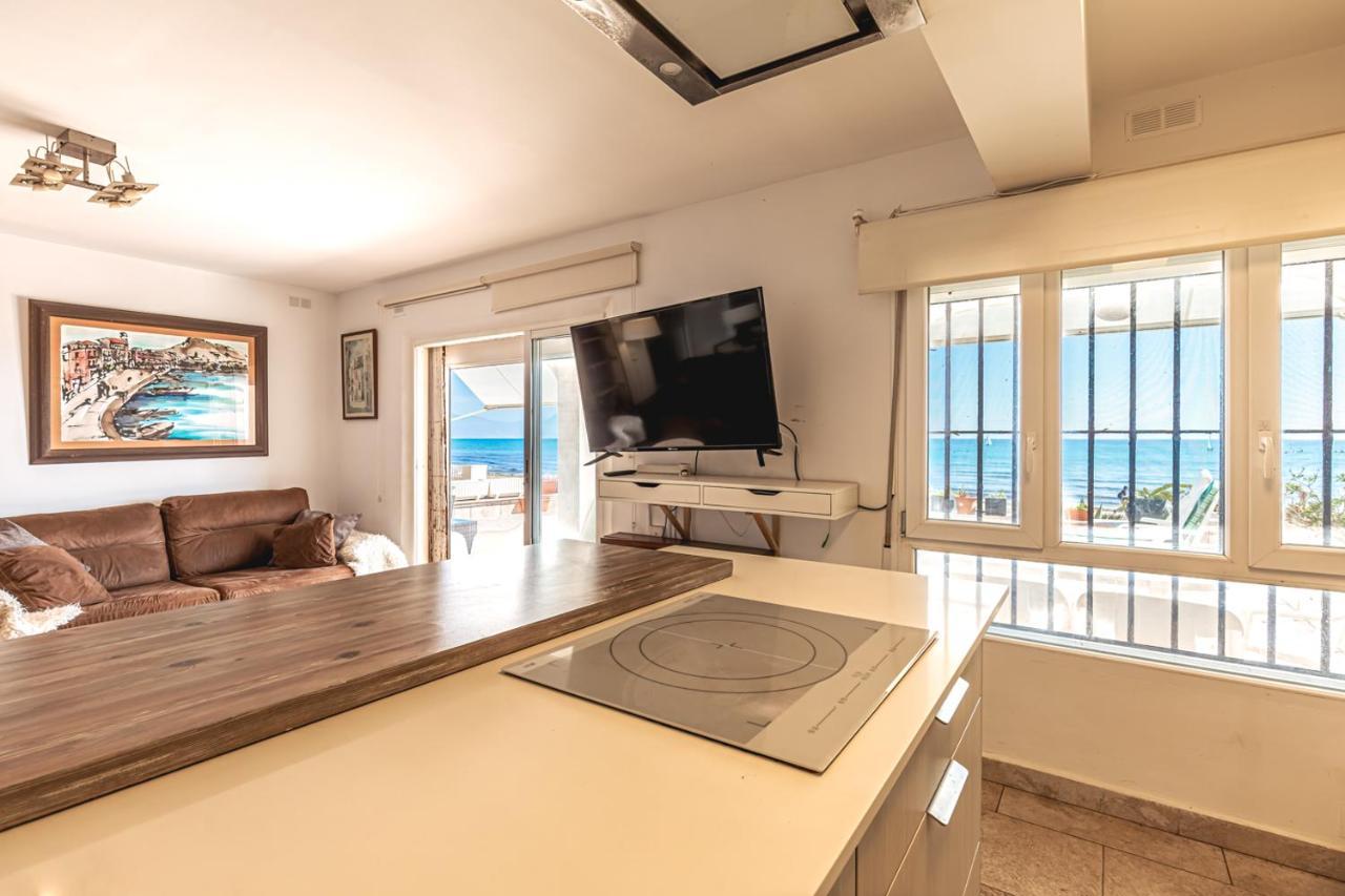 Beachfront Bliss: Apartamento A Pie De Playa Alicante Ngoại thất bức ảnh